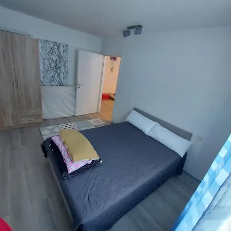 Ferienwohnung *